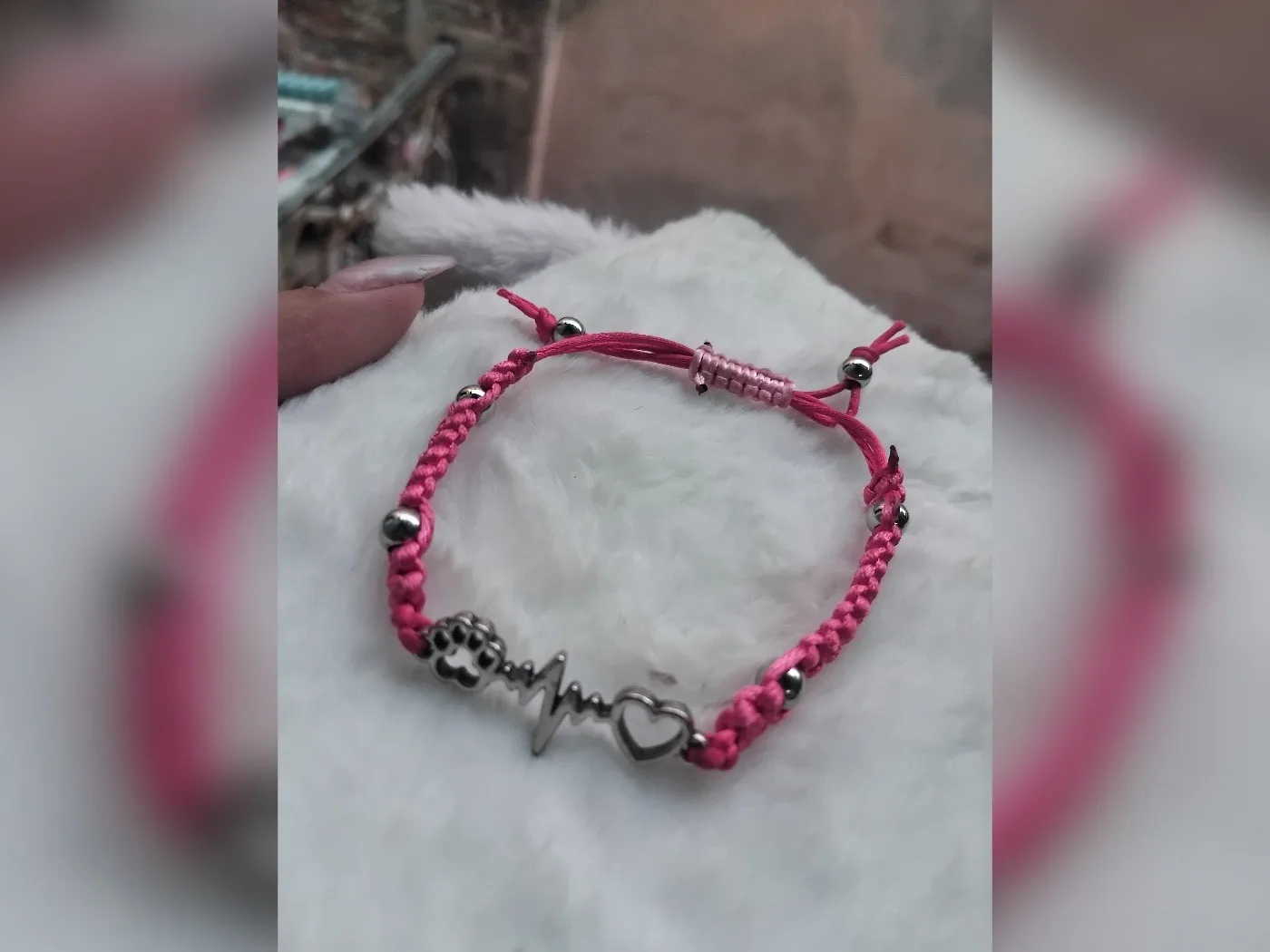 Pulsera tejida