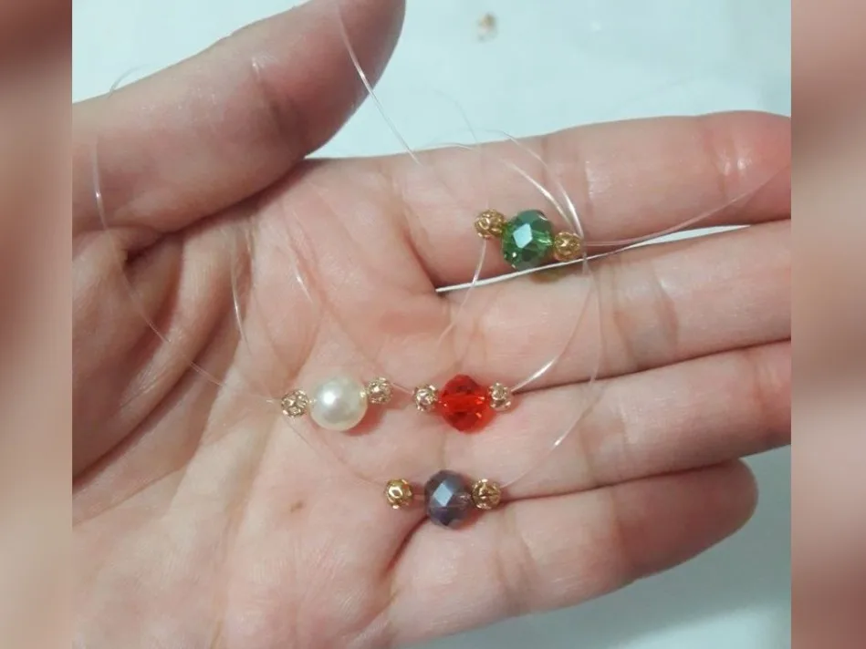 Fantasmitas Simples con Perlas de colores